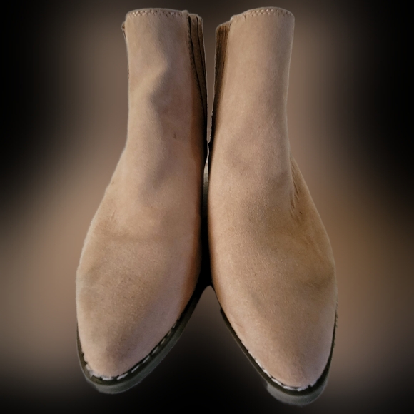 UNIVERSAL THREAD POINTED TOE LOW BLOCK HEEL ANKLE BOOTIE - Picture 7 of 12